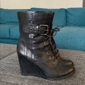 Kenneth Cole Reaction Heart of Gold leather boots